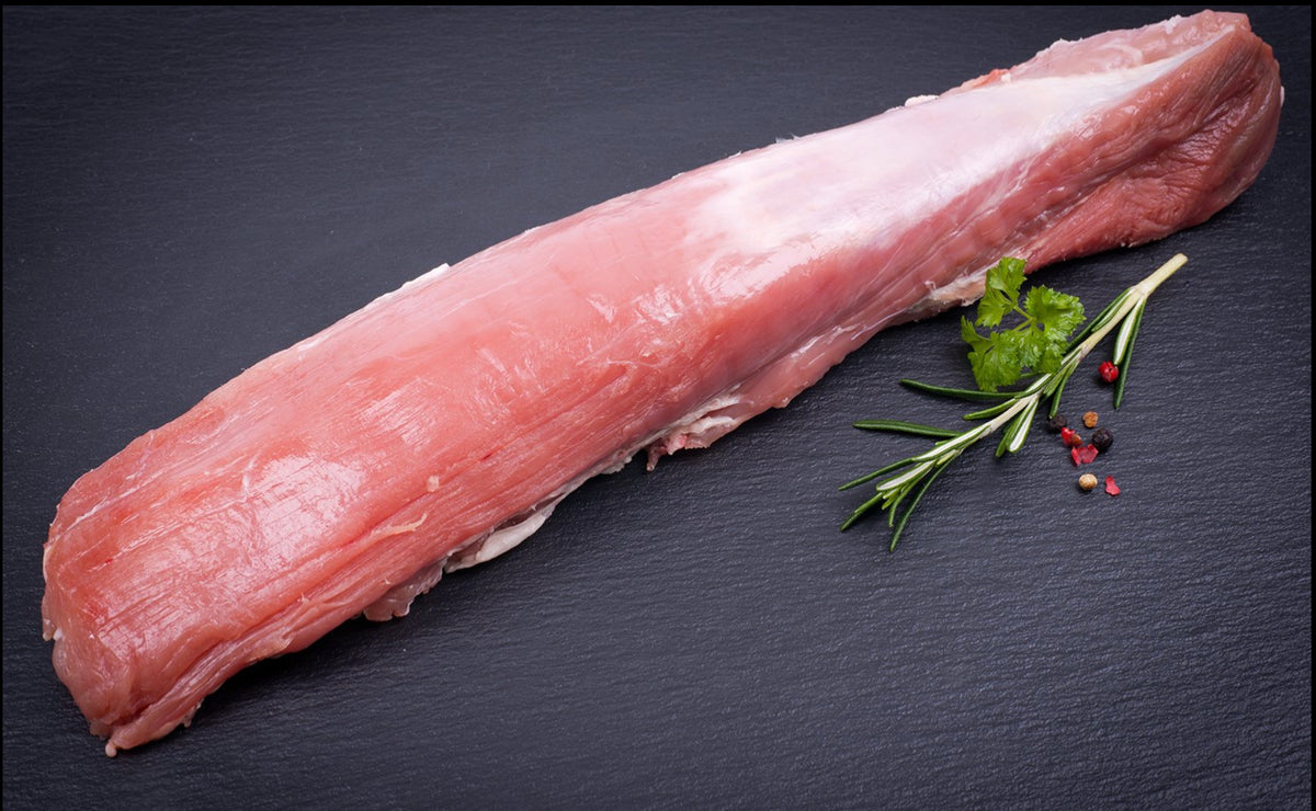 Veal fillet for schnitzel 900g1.1kg Pino's Dolce Vita